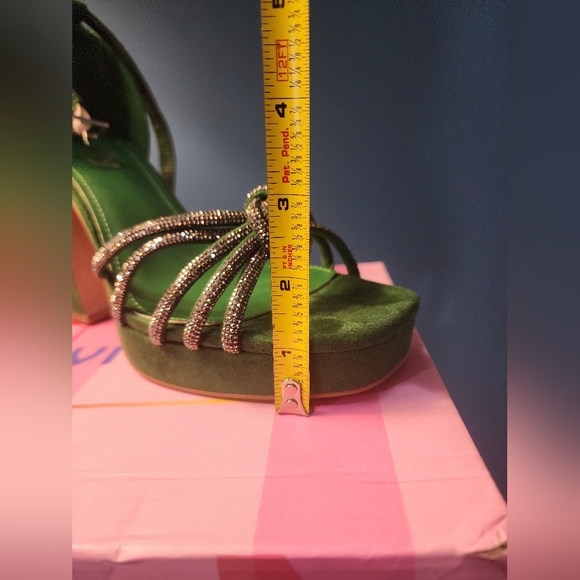 Vivianly Heels - Picture 4 of 7